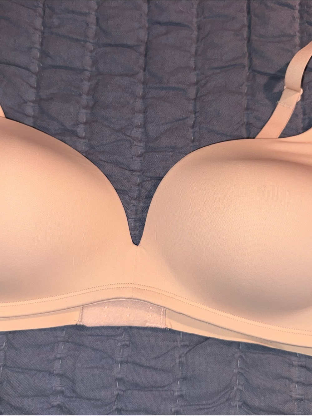 Maidenform Smooth Nude wireless bra Large NWT